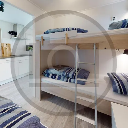 Stunning Ship In With Kitchen Botel